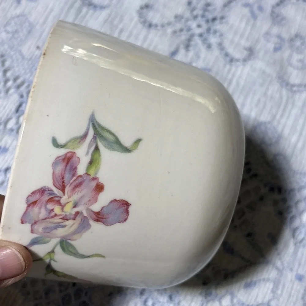 Vintage Universal Potteries Cambridge Iris Pattern Mixing Bowl 5 In 1 Pint